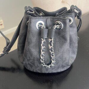 Michael Kors Signature Black and Gray Frankie Small Bucket Crossbody